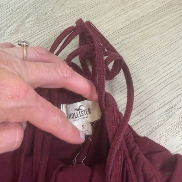 Vintage genuine  y2k Hollister burgundy/maroon babydoll tank size small - Picture 3 of 5